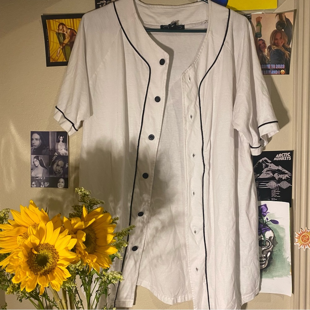 White Baseball Jersey Sz L